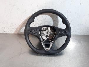 Gebruikte Stuurwiel Opel Corsa F (UB/UH/UP) 1.2 12V 75 Prijs € 163,35 Inclusief btw aangeboden door Autohandel Didier