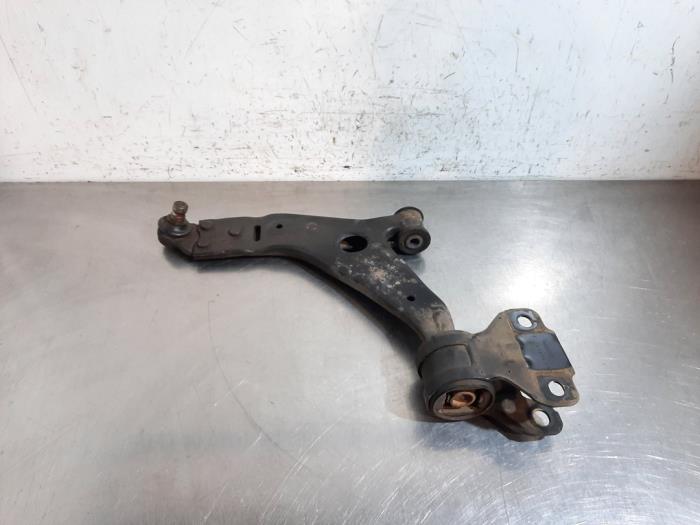 Bras de suspension avant gauche Ford Transit Connect