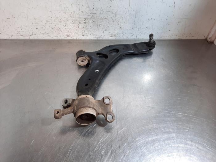 Wahacz zawieszenia prawy przód BMW 1-Serie