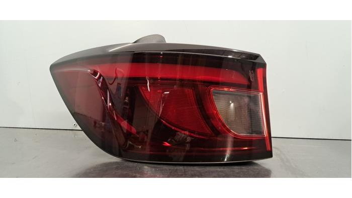 Feu arrière gauche MG 3