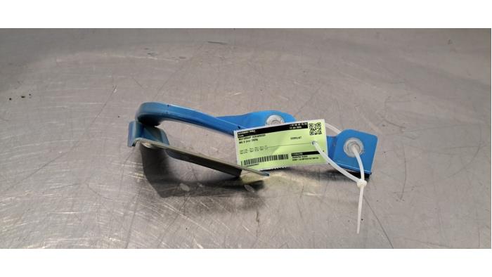 Charnière capot MG 3 Charnière capot MG 3