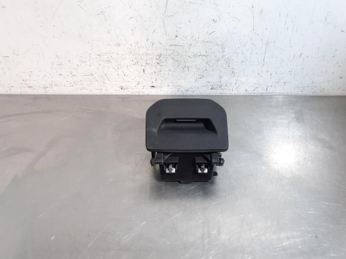 Compartiment de rangement BMW 1-Série Compartiment de rangement BMW 1-Série