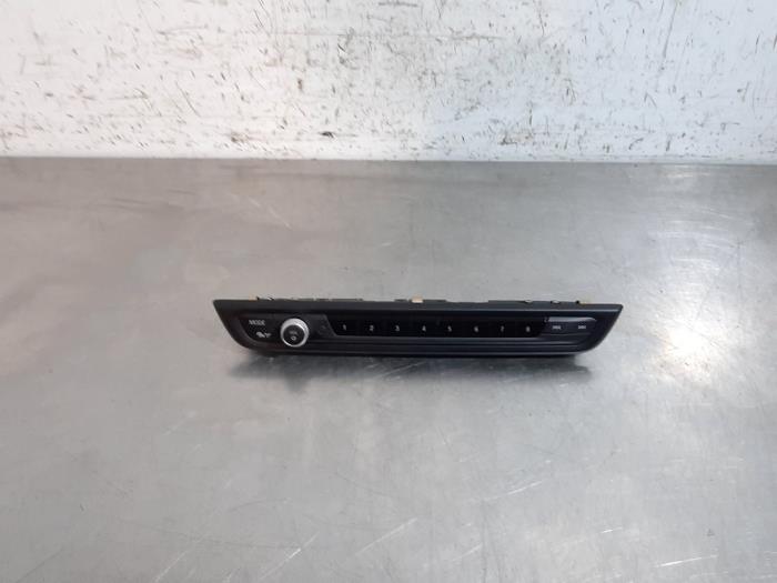 Radiobedienings paneel BMW 1-Serie Radiobedienings paneel BMW 1-Serie