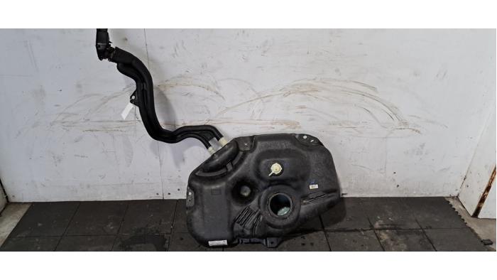 Tank Renault Express