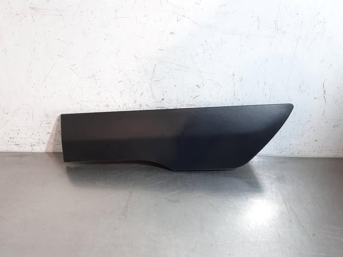 Embellecedor Ford Transit Connect