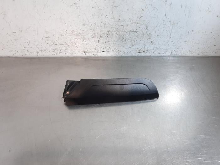 Embellecedor Ford Transit Connect