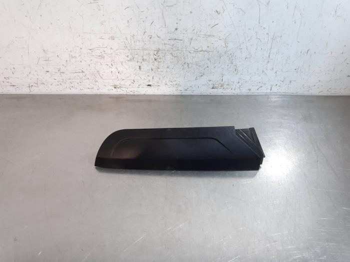 Embellecedor Ford Transit Connect