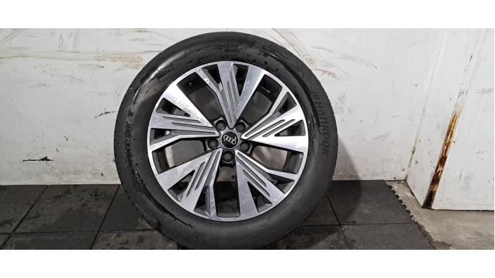 Jante + pneumatique Audi Q4