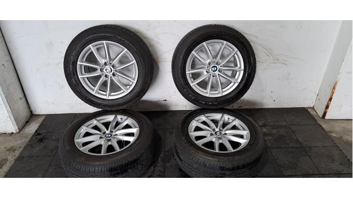 Velgen set + banden BMW X5 Velgen set + banden BMW X5