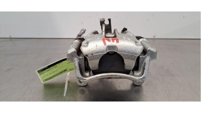 Pinza de freno derecha detrás Renault Trafic Pinza de freno derecha detrás Renault Trafic