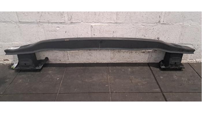 Bumperframe achter Mercedes C-Klasse
