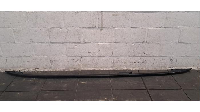 Dachreling links Mercedes GLE