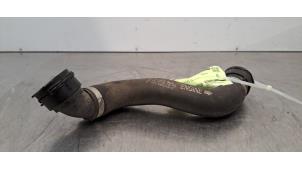 Gebruikte Radiateurslang Mercedes C Estate (S205) C-220 CDI BlueTEC, C-220 d 2.2 16V Prijs € 24,20 Inclusief btw aangeboden door Autohandel Didier