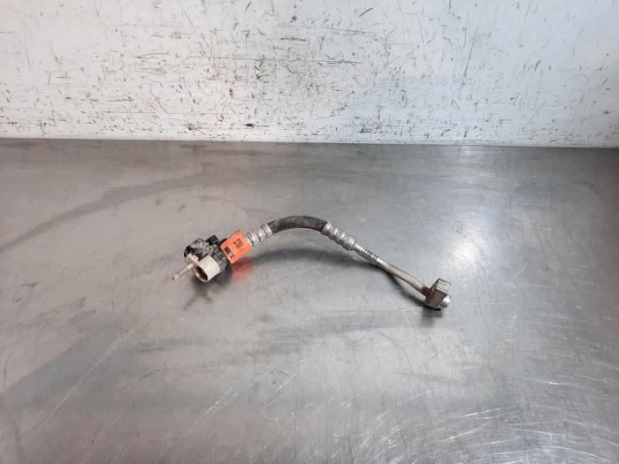 Tuyau clim Ford Transit Courier Tuyau clim Ford Transit Courier