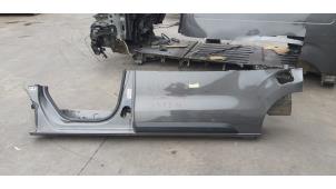 Gebruikte Dorpel links Citroen Jumpy 2.0 Blue HDI 180 Prijs € 665,50 Inclusief btw aangeboden door Autohandel Didier