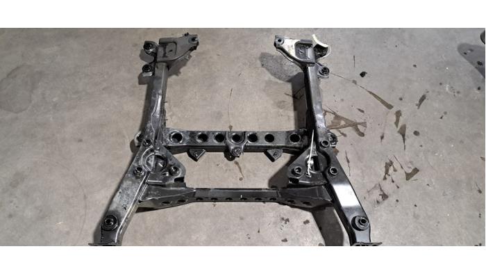 Subframe Mercedes V-Klasse