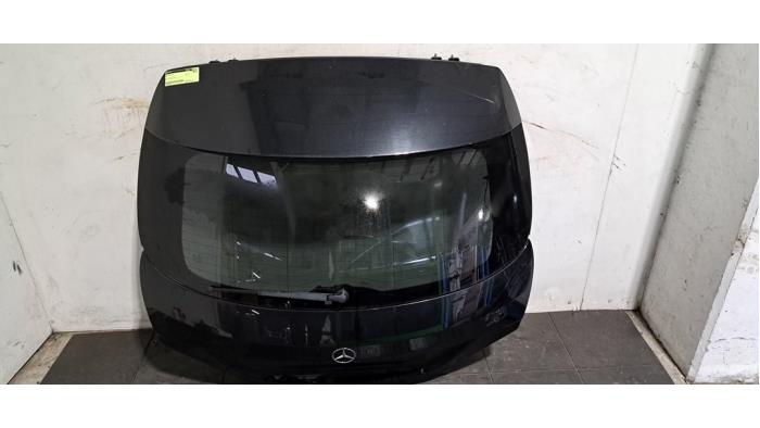 Užpakalinės durys BMW X5 Užpakalinės durys BMW X5