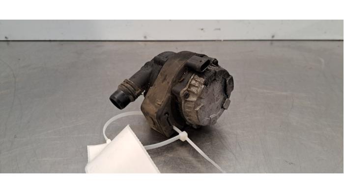 Pompe à eau supplémentaire DS Automobiles DS7 Crossback