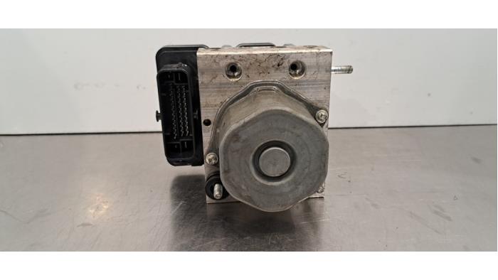 ABS Pomp Ford Transit