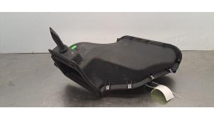 Gebruikte Luchtgeleider Ford Transit 2.0 TDCi 16V Eco Blue 105 Prijs € 24,20 Inclusief btw aangeboden door Autohandel Didier