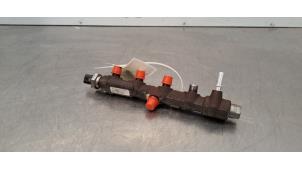 Gebruikte Injector brug Peugeot Partner (EA//EF/EN/EU) 1.5 BlueHDi 100 Prijs € 66,55 Inclusief btw aangeboden door Autohandel Didier