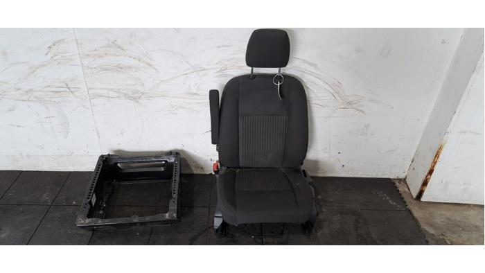 Stoel links Ford Transit