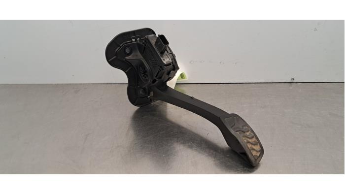 Pedal gazu Ford Transit