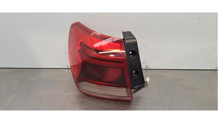 Feu arrière gauche Kia Rio