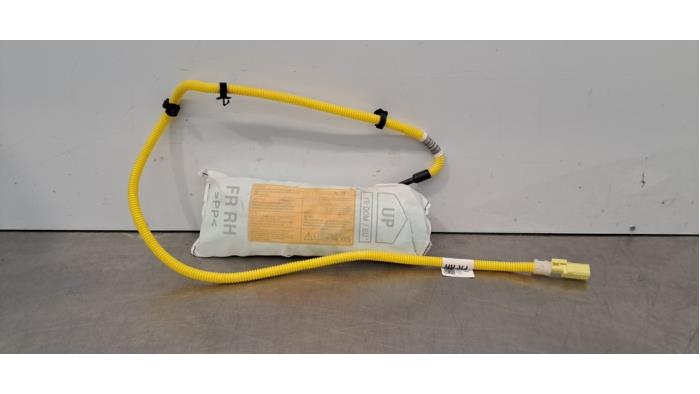 Sėdynė su oro pagalve (sėdynė) Kia Rio Sėdynė su oro pagalve (sėdynė) Kia Rio