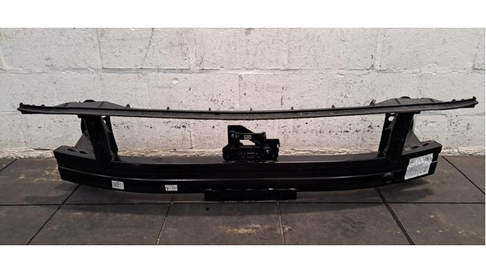 Cadre pare-chocs avant Kia Rio Cadre pare-chocs avant Kia Rio