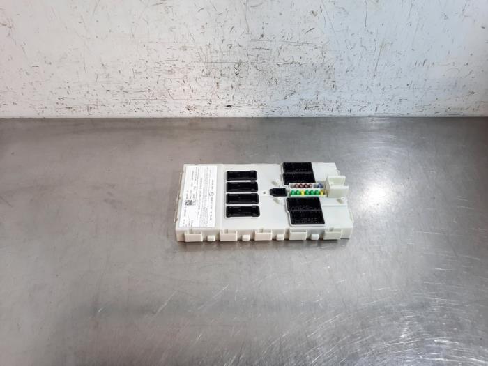 Boîte à fusibles BMW 2-Série