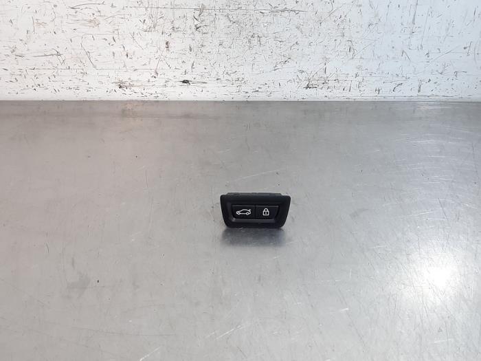 Commutateur hayon BMW 2-Série Commutateur hayon BMW 2-Série