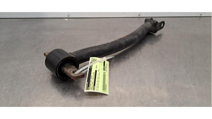 Draagarm links-achter Renault Megane E-Tech Draagarm links-achter Renault Megane E-Tech