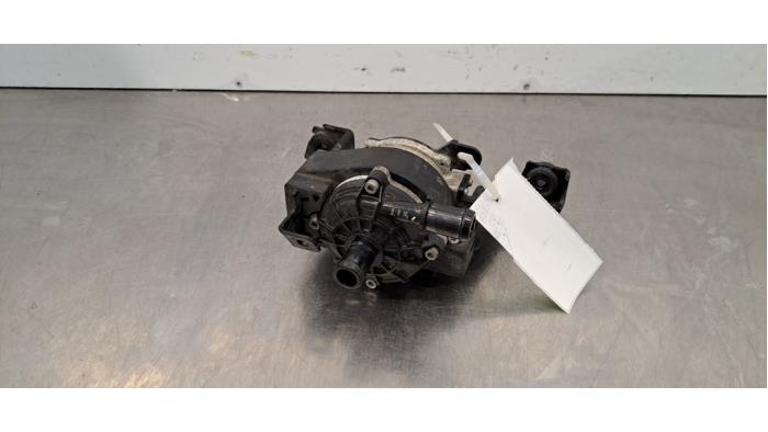 Zusätzliche Wasserpumpe Renault Megane E-Tech