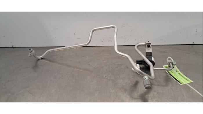 Tuyau clim Renault Megane E-Tech Tuyau clim Renault Megane E-Tech