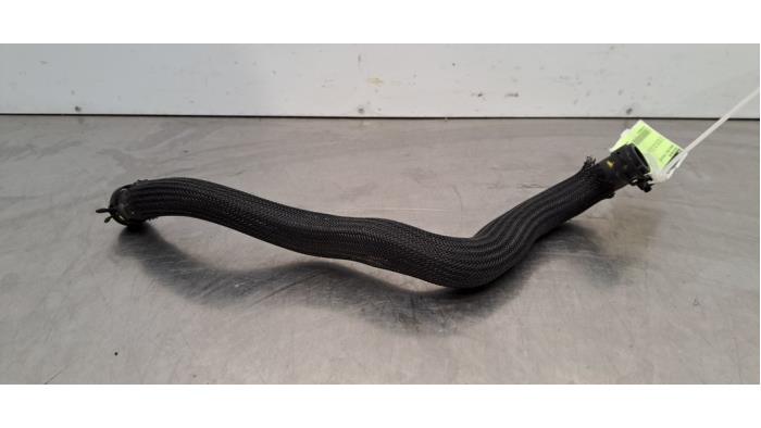 Tuyau radiateur Renault Megane E-Tech Tuyau radiateur Renault Megane E-Tech