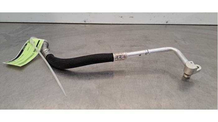 Tuyau clim Renault Megane E-Tech Tuyau clim Renault Megane E-Tech