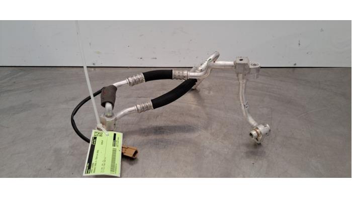 Air conditioning line Renault Megane E-Tech