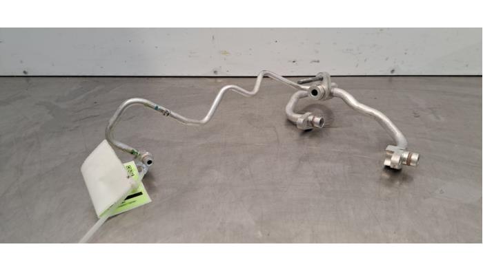 Air conditioning line Renault Megane E-Tech