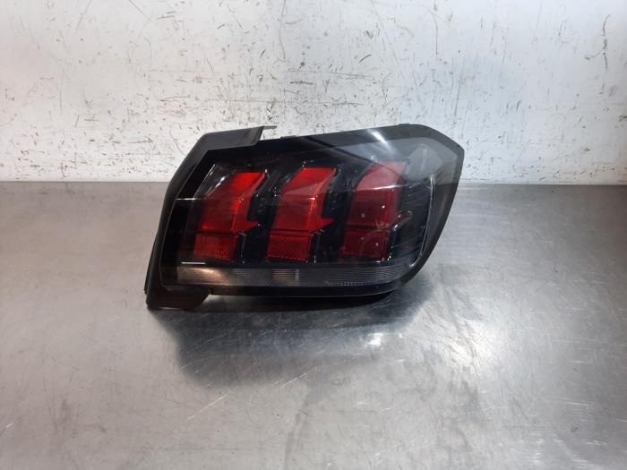Feu arrière droit Peugeot 208