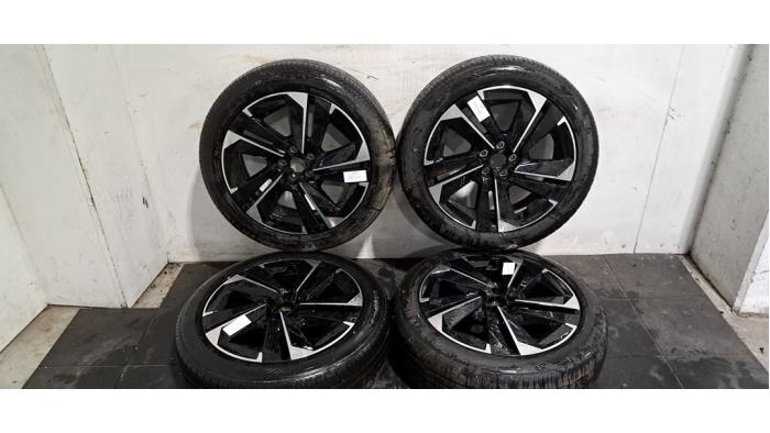 Set of wheels + tyres Peugeot 408