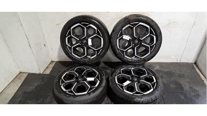 Velgen set + banden Citroen C3