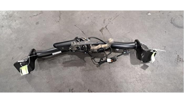 Crochet d'attelage BMW iX1 Crochet d'attelage BMW iX1