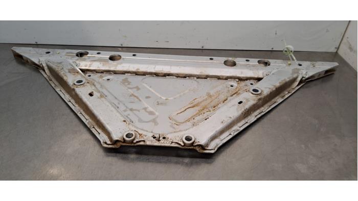 Chapa protectora piso BMW iX1
