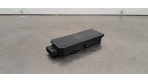 Gebruikte Module keyless vehicle BMW iX1 (U11) xDrive30 67 kWh Prijs € 30,25 Inclusief btw aangeboden door Autohandel Didier