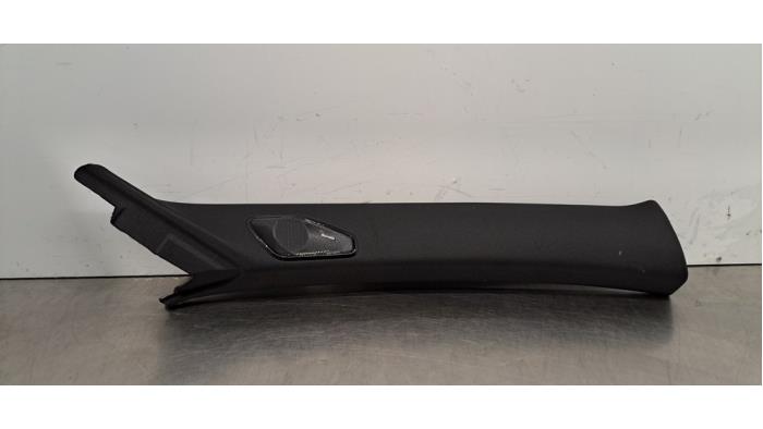 Embellecedor derecha delante Peugeot 308