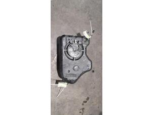 Gebruikte Adblue tank Landrover Range Rover Sport (LW) 3.0 D250 MHEV Prijs € 266,20 Inclusief btw aangeboden door Autohandel Didier