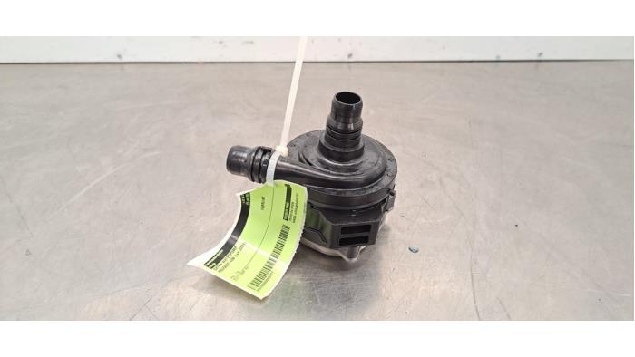 Zusätzliche Wasserpumpe Peugeot 408