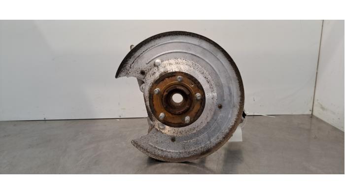 Fusee rechts-achter Landrover Range Rover Sport