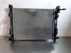 Gebruikte Radiateur Renault Clio IV Estate/Grandtour (7R) 0.9 Energy TCE 90 12V Prijs € 102,85 Inclusief btw aangeboden door Autohandel Didier